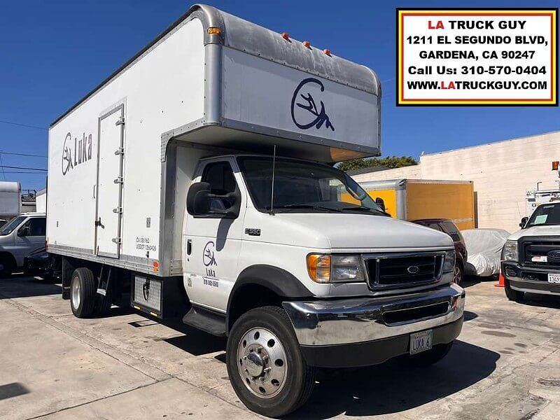 2003 FORD E-550
