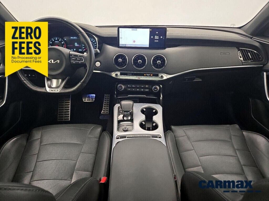 2023 KIA Stinger