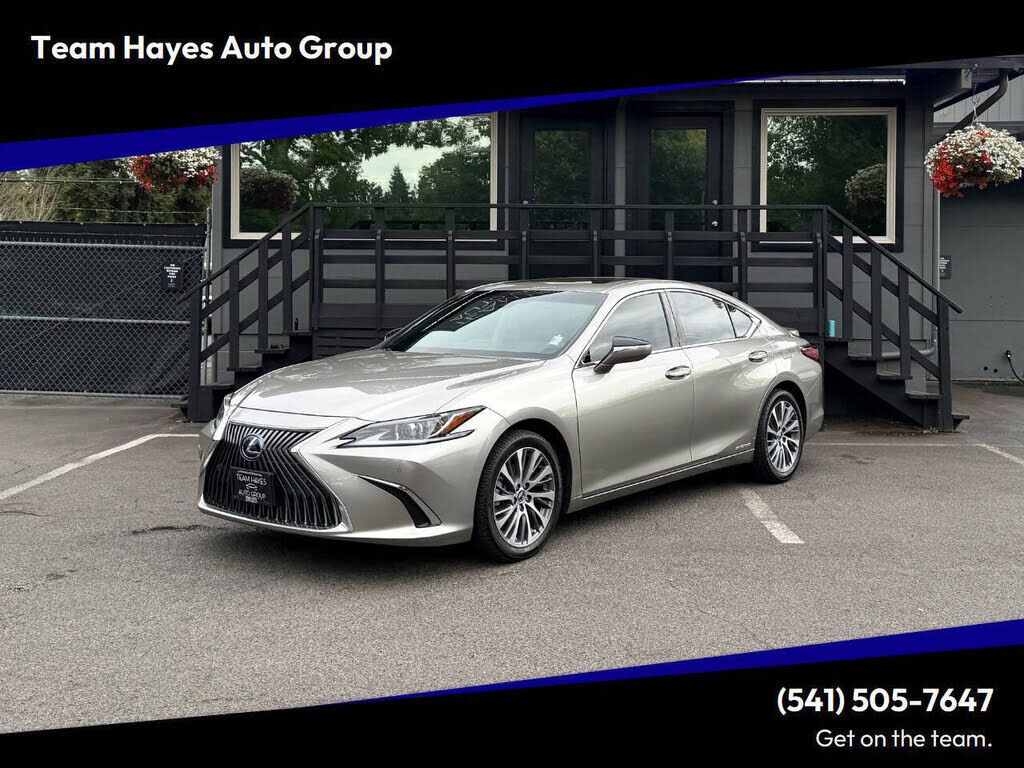 2021 LEXUS ES