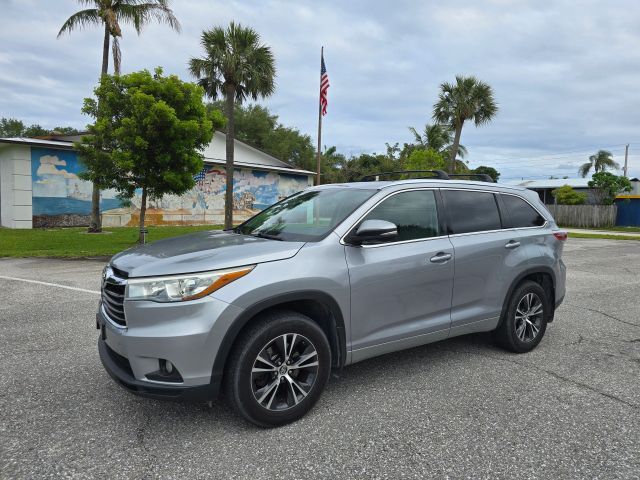 2016 TOYOTA Highlander