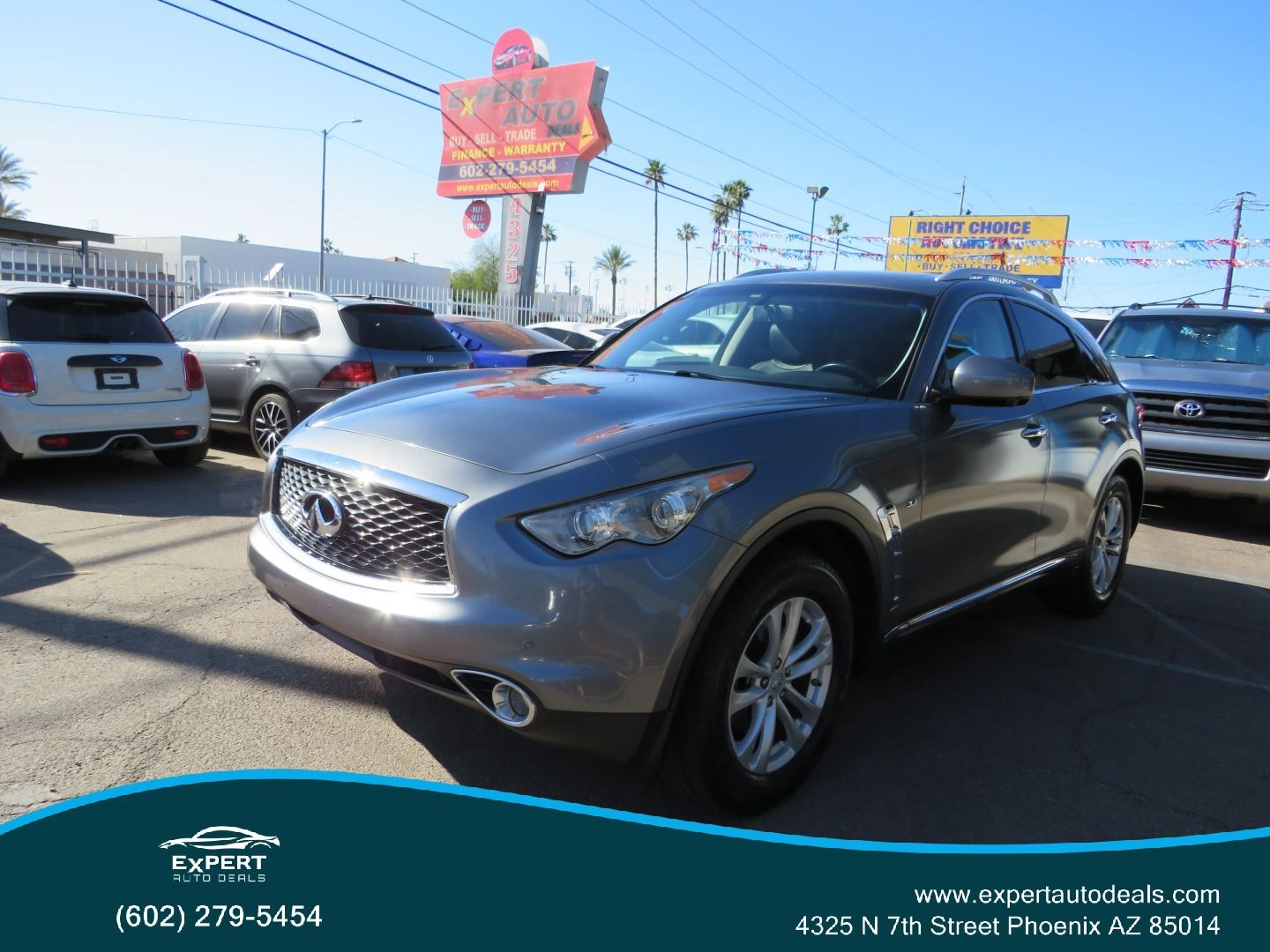 2017 INFINITI QX70