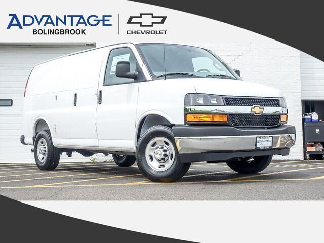 2026 CHEVROLET Express