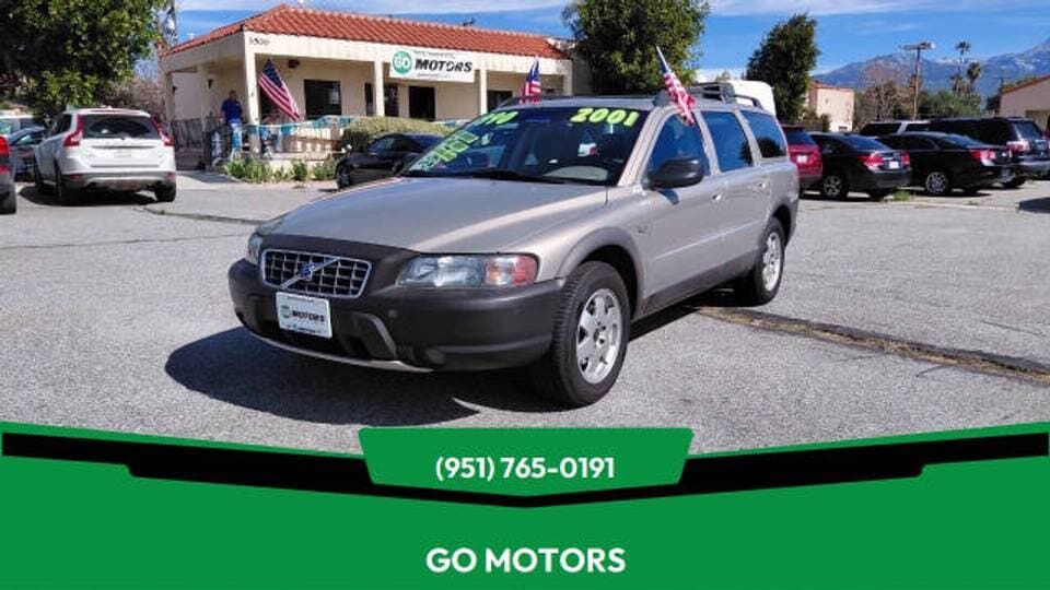 2001 VOLVO V70