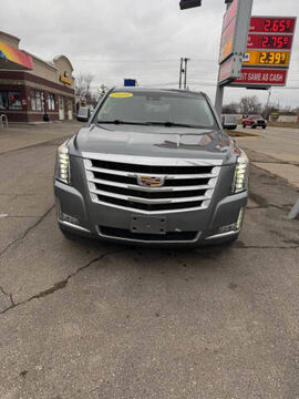 2019 CADILLAC Escalade ESV