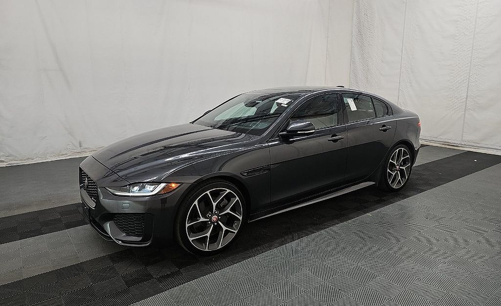 2020 JAGUAR XE