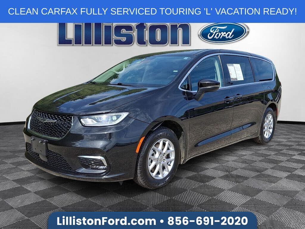 2023 CHRYSLER Pacifica