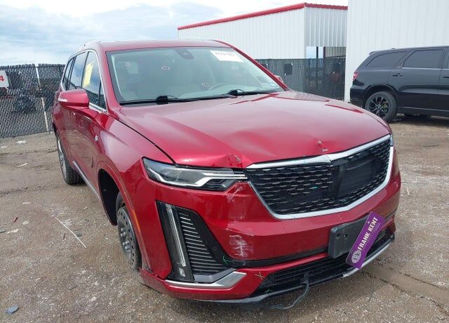 2021 CADILLAC XT6