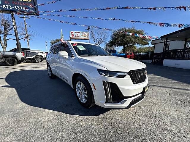2021 CADILLAC XT6
