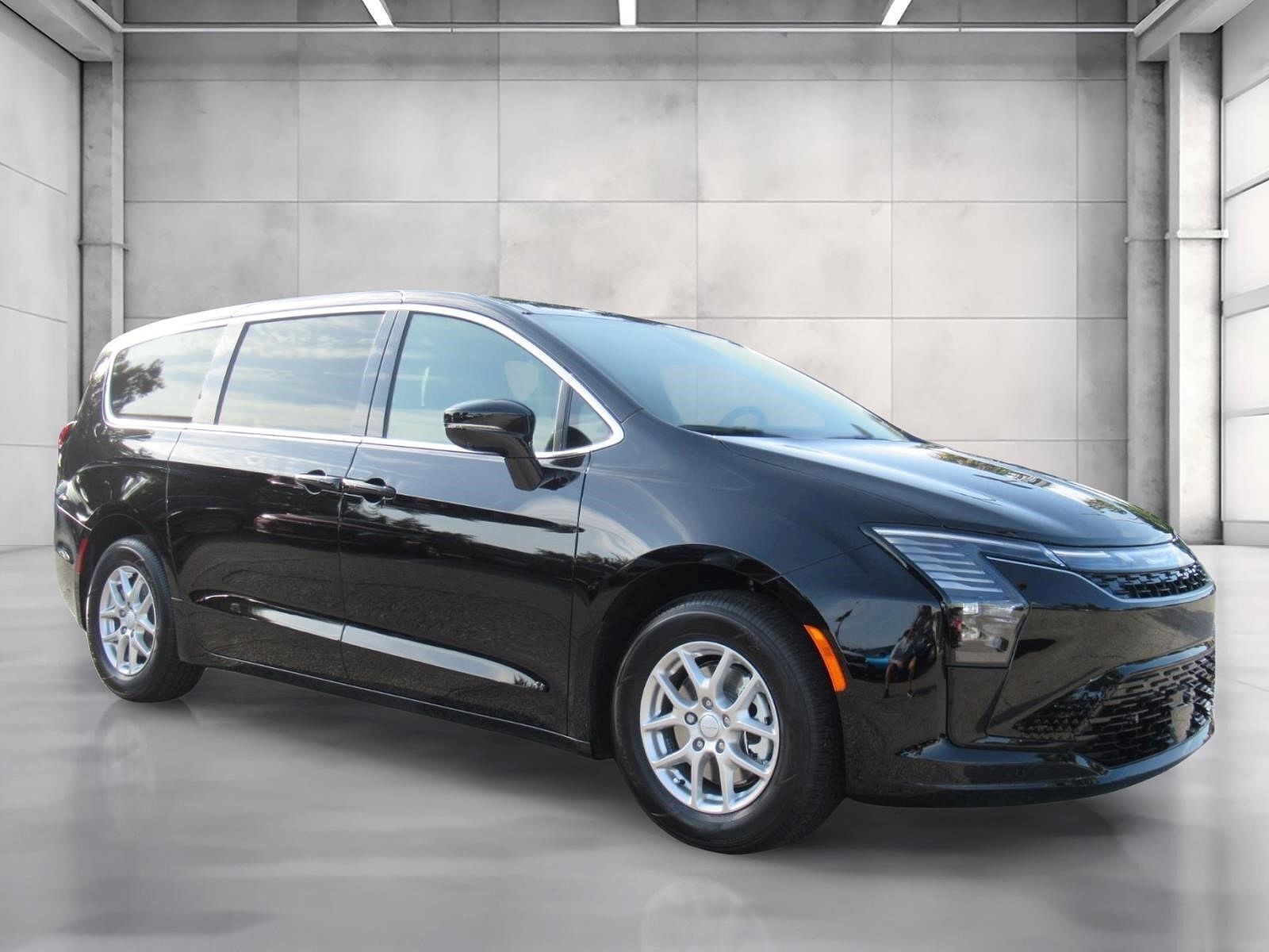 2027 CHRYSLER Pacifica
