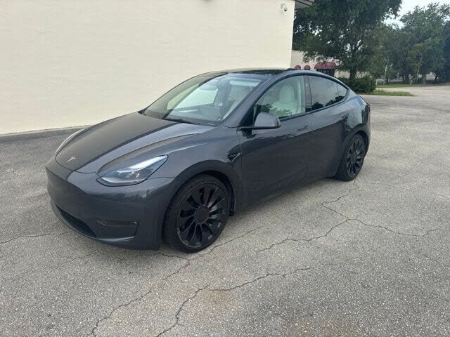 2023 TESLA Model Y