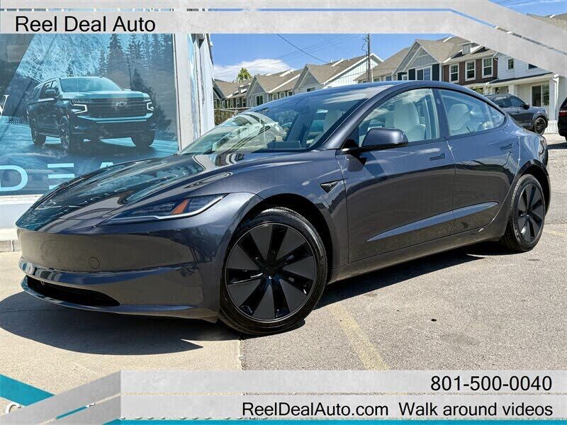2026 TESLA Model 3