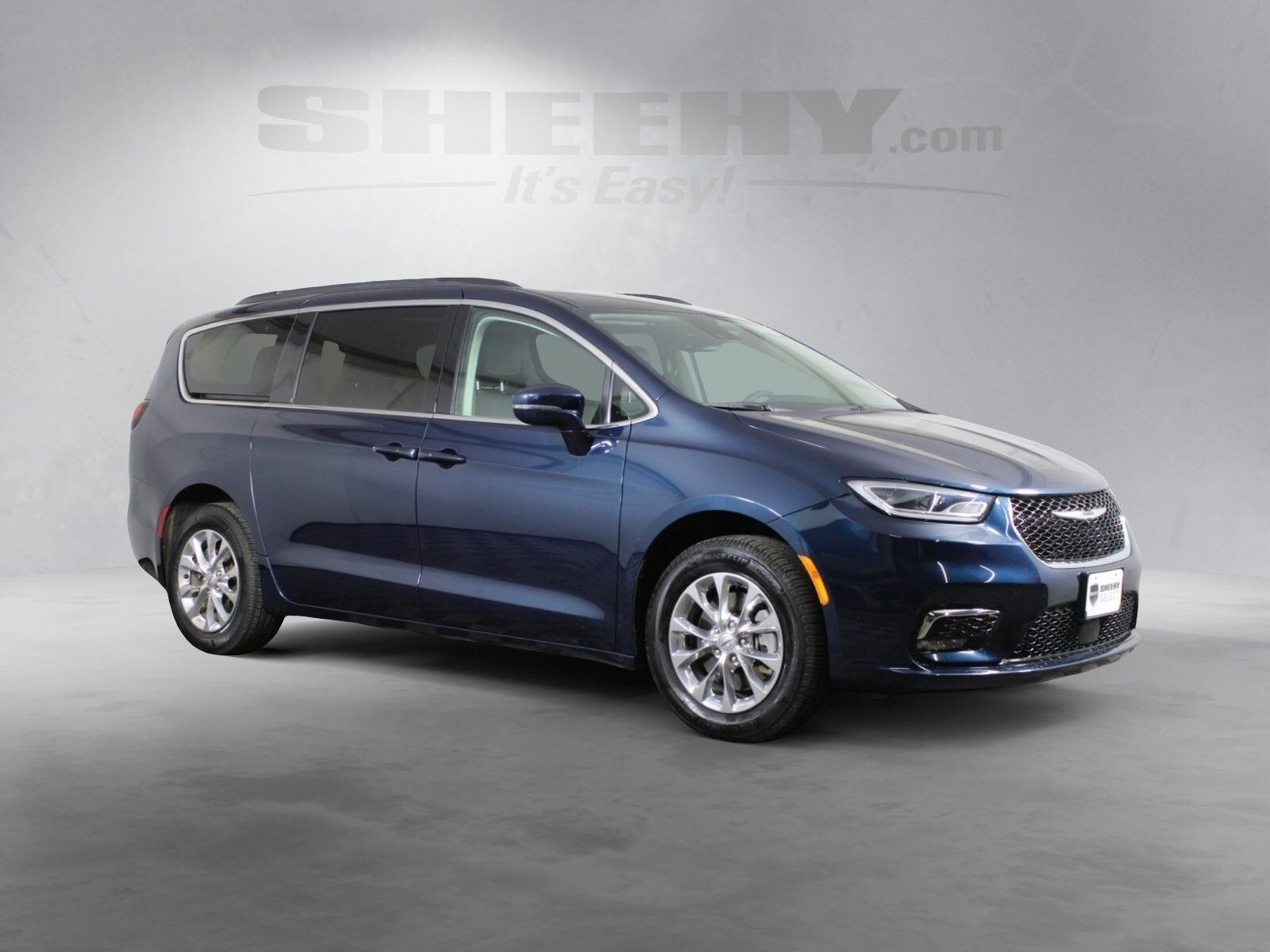 2022 CHRYSLER Pacifica