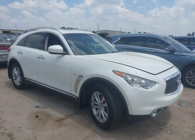 2017 INFINITI QX70