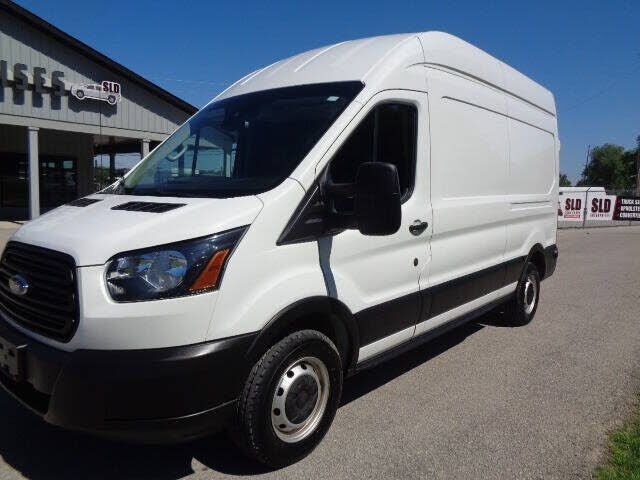 2019 FORD Transit
