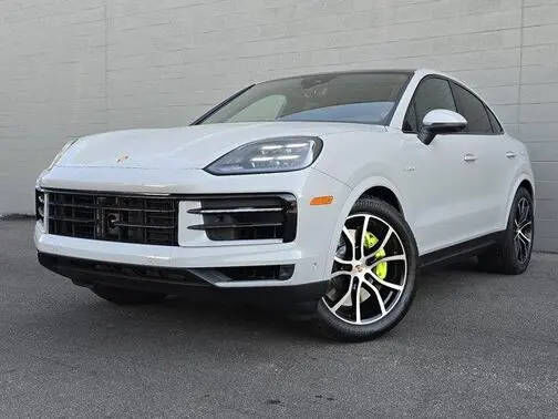 2026 PORSCHE Cayenne