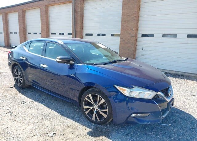 2017 NISSAN Maxima