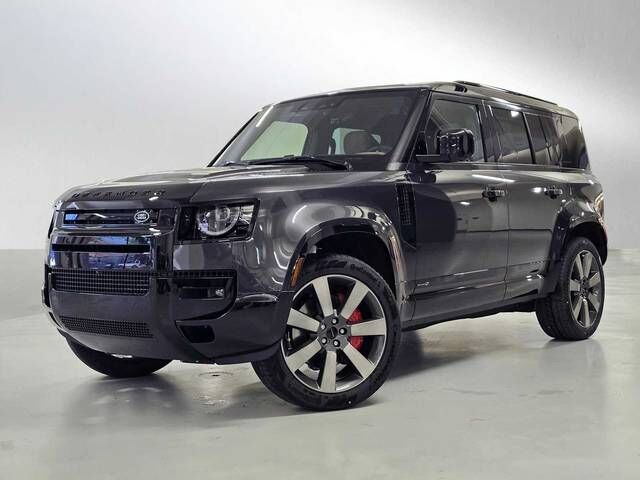 2026 LAND ROVER Defender