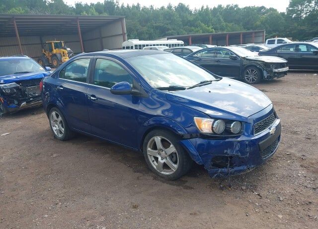 2012 CHEVROLET Sonic