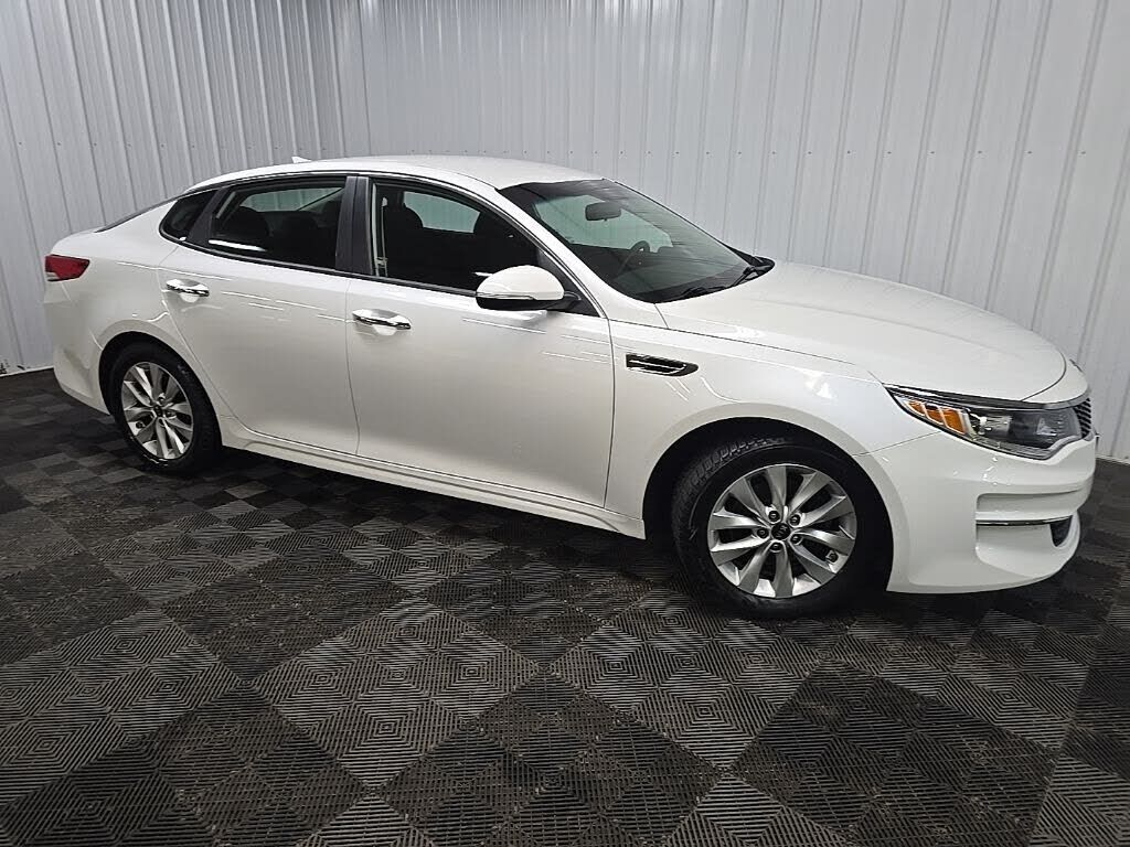 2018 KIA Optima
