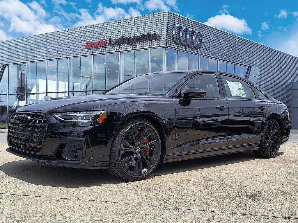 2025 AUDI S8