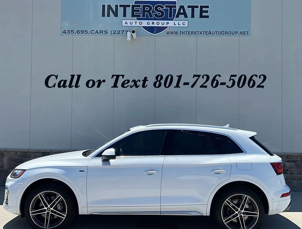 2021 AUDI Q5 e