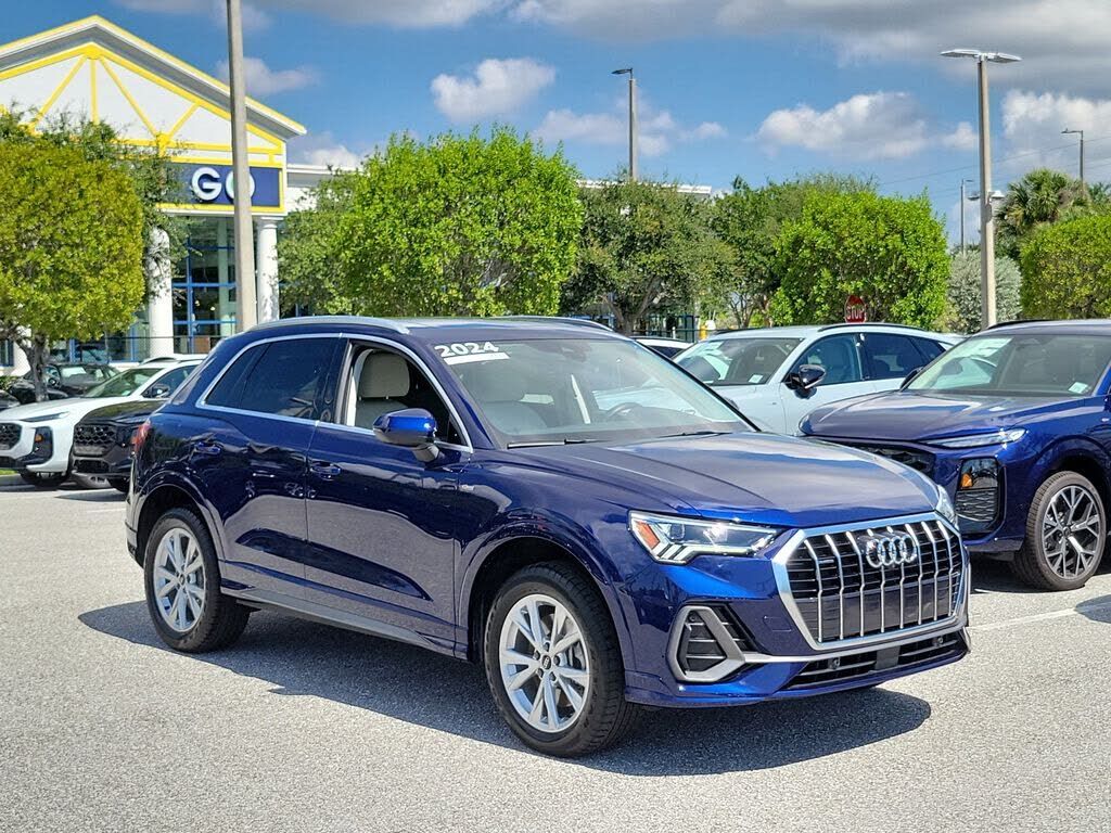 2024 AUDI Q3