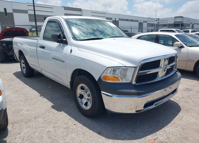 2011 DODGE Ram