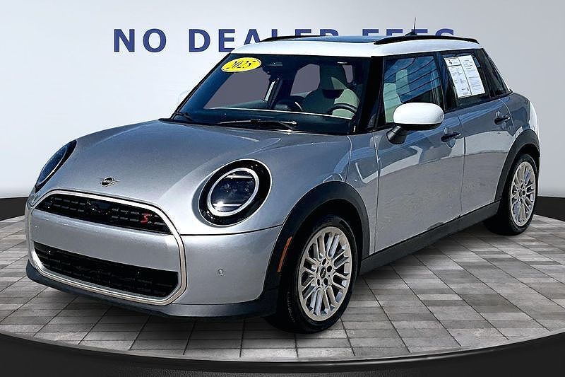 2025 MINI Hardtop