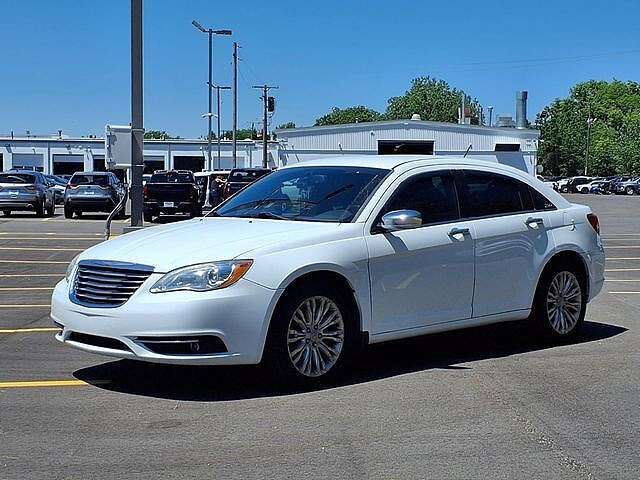 2012 CHRYSLER 200
