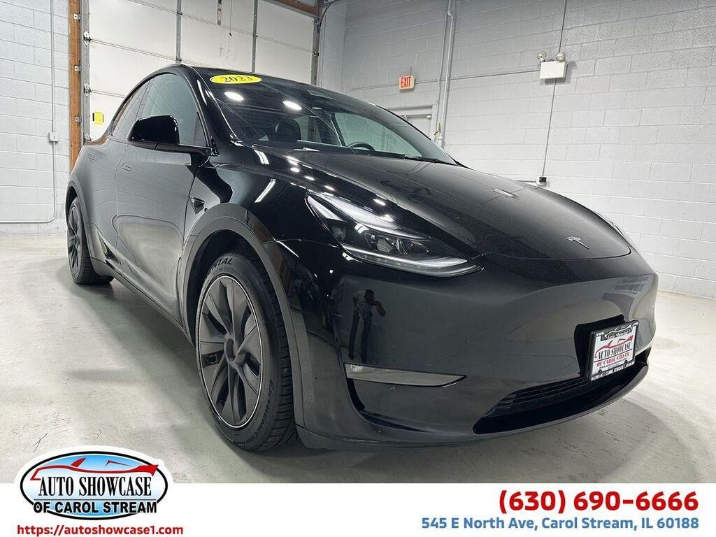 2023 TESLA Model Y