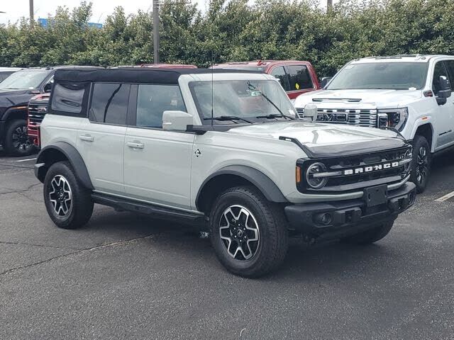 2023 FORD Bronco