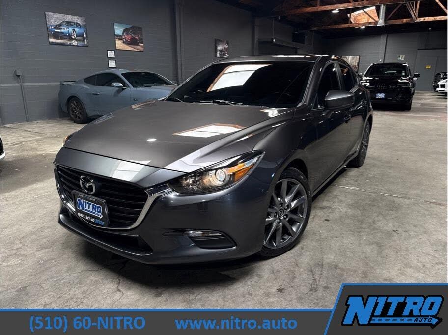 2018 MAZDA Mazda3