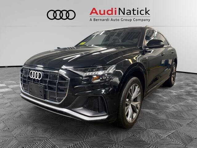 2023 AUDI Q8