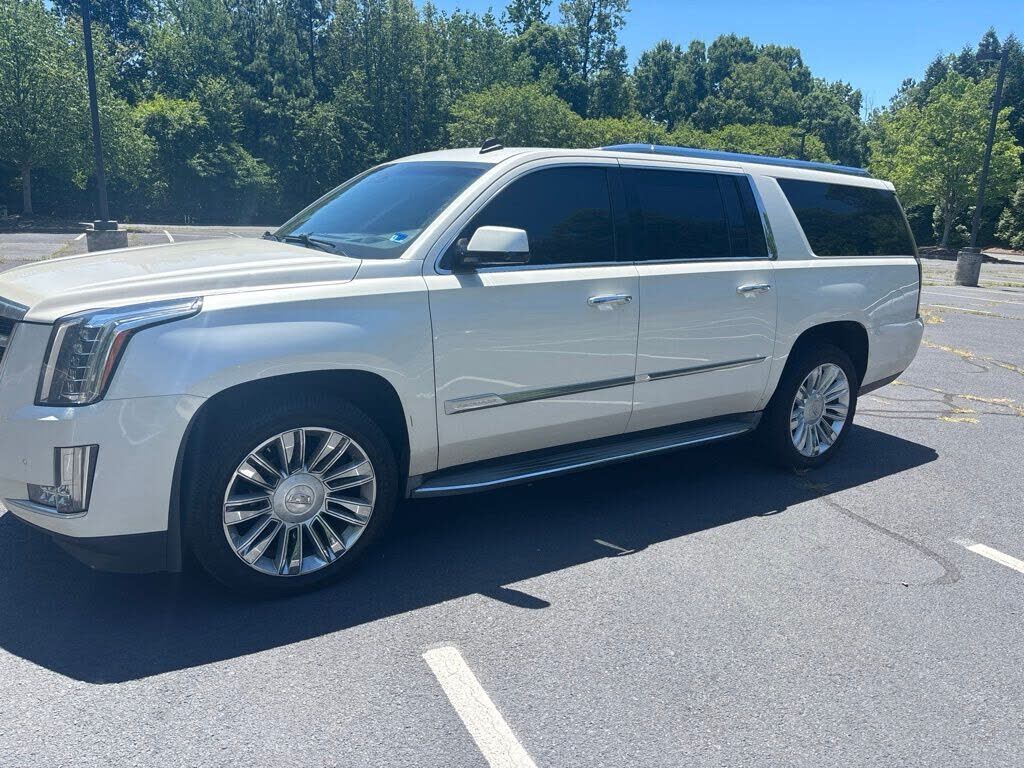 2015 CADILLAC Escalade