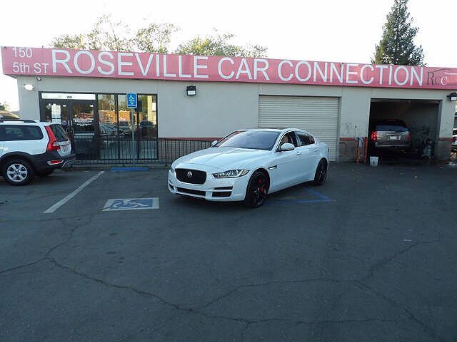2017 JAGUAR XE