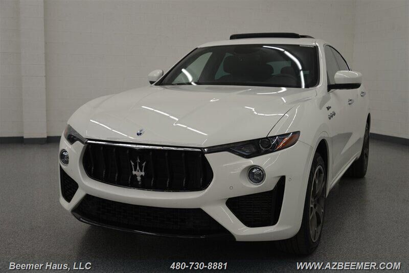 2022 MASERATI Levante