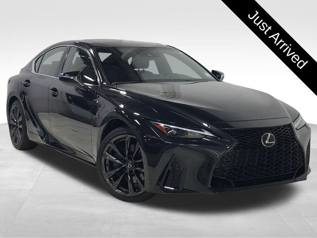 2025 LEXUS IS