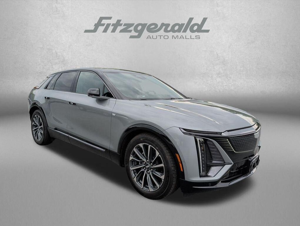 2024 CADILLAC Lyriq
