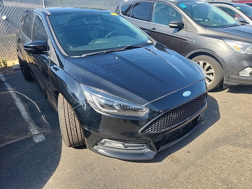 2016 FORD Focus