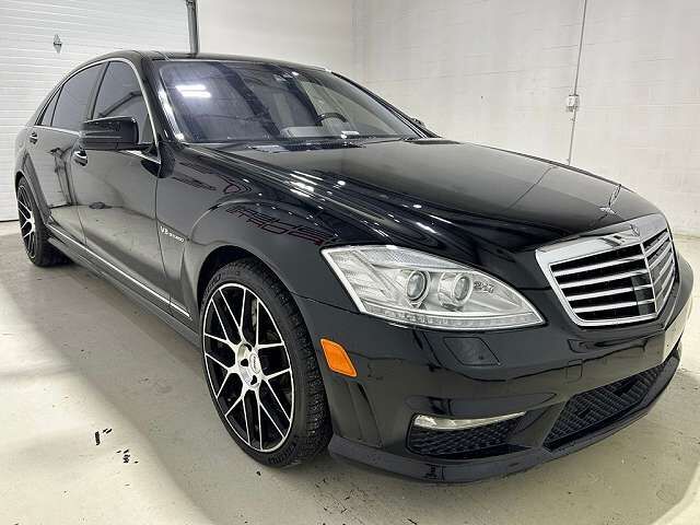 2013 MERCEDES-BENZ S-Class