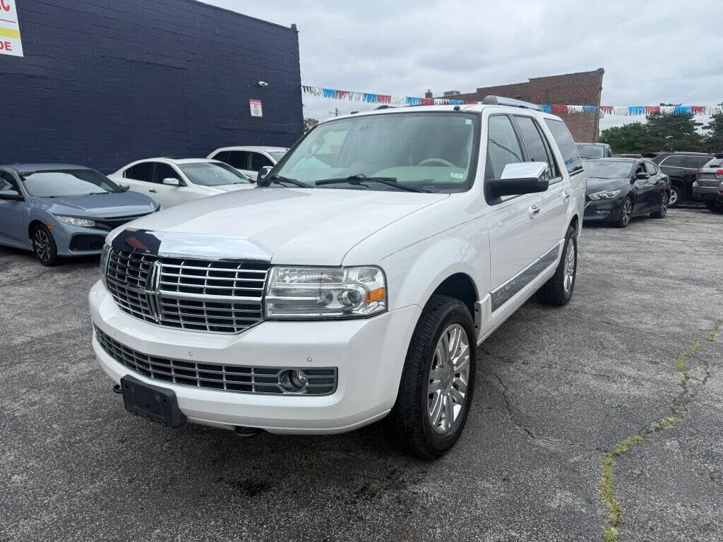 2013 LINCOLN Navigator