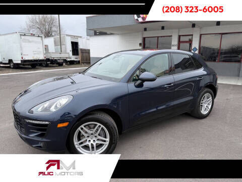 2018 PORSCHE Macan