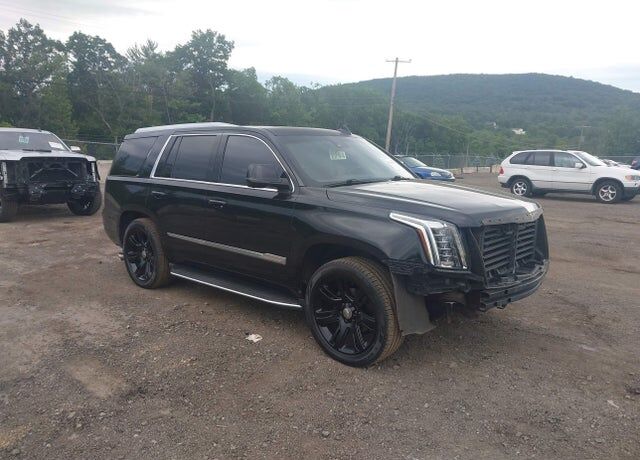 2017 CADILLAC Escalade