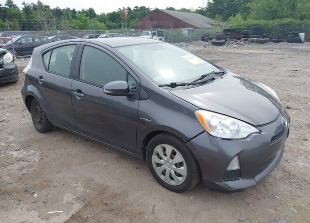 2012 TOYOTA Prius