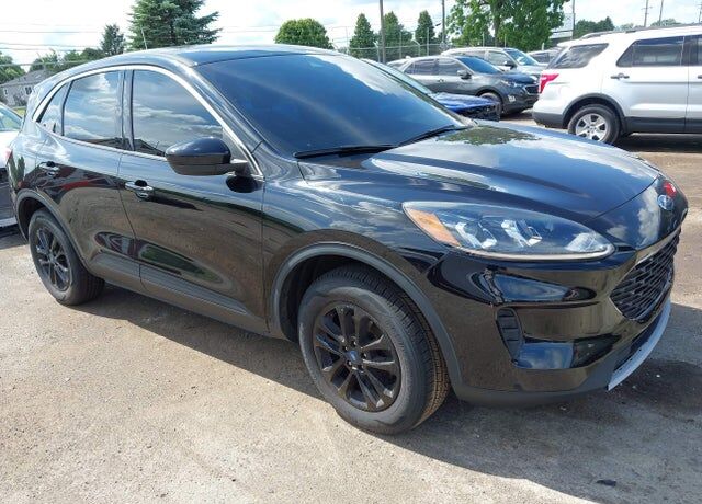 2021 FORD Escape