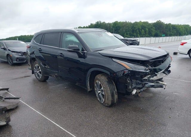 2024 TOYOTA Highlander