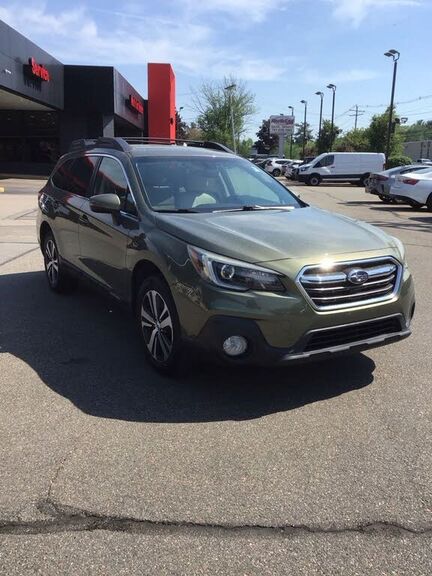 2018 SUBARU Outback