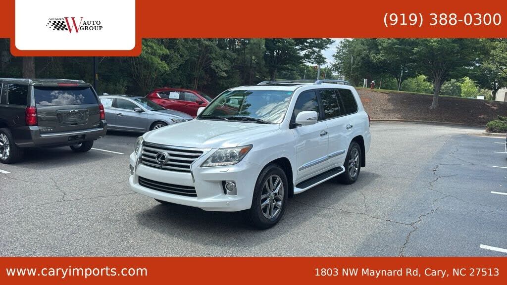 2013 LEXUS LX