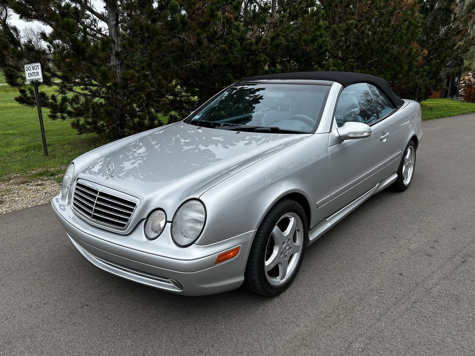 2003 MERCEDES-BENZ CLK-Class