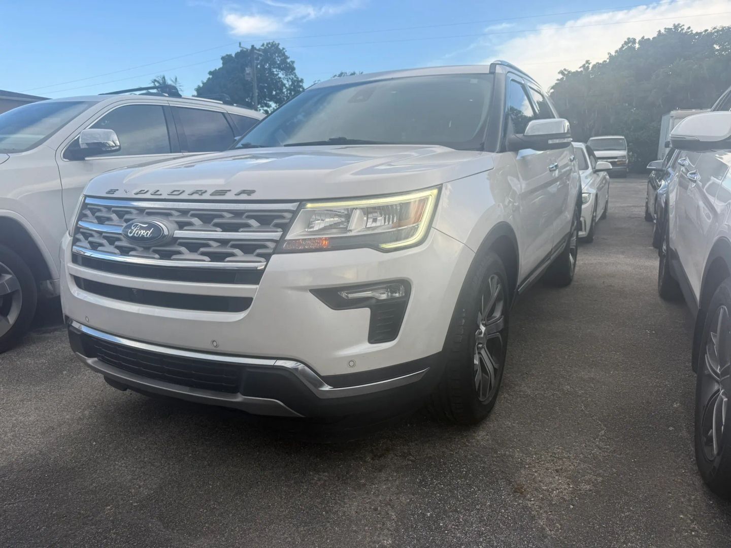 2019 FORD Explorer